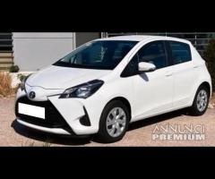 Toyota yaris anno 2019 per ricambi - 1