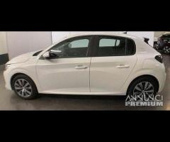 Peugeot 208 anno 2020/21 per ricambi - 2