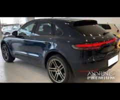 Porsche macan anno 2019 per ricambi