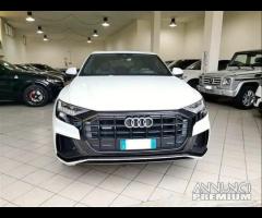 Audi q8 per ricambi anno 2020 - 1