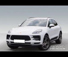 Porsche macan ricambi anno 2020 #0432