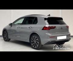 Volkswagen golf 8 anno 2022 ricambi - 2