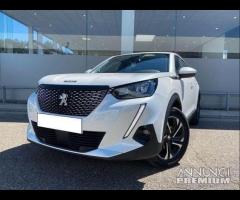 Peugeot 2008 anno 2021 per ricambi