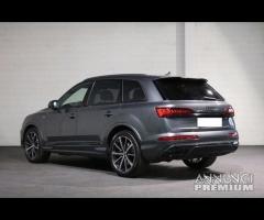 Ricambi per audi q7 anno 2020