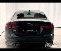 Jaguar xe anno 2020 ricambi