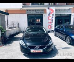 VOLVO V40 D2 'eco' Business - full led- navi GAN - 14