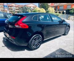 VOLVO V40 D2 'eco' Business - full led- navi GAN - 20