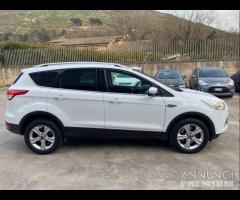 FORD Kuga 2000 tdci - 2016 - 5