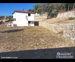 Imperia On. villa in costruzione con giardino