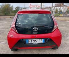 Toyota Aygo 1.0 VVT-i 69 CV 5 porte x-wave - 5