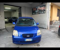 Kia picanto 1.1 benz optional