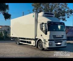 Stralis 310 eev cella frigo 7.75 + sponda frc 2025