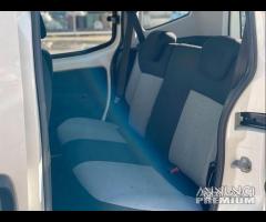 Fiat qubo 1.3 mjet 5 p autocarro 2019 - 11