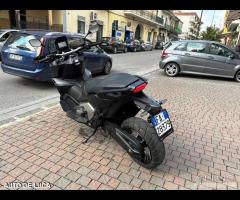 honda x adv 750 mai sinitrato nuovo SOLI 1000 KM