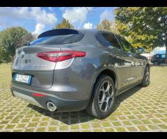 Alfa Romeo Stelvio 2.2 Turbodiesel 210 CV AT8 Q4 E - 10