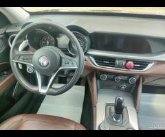 Alfa Romeo Stelvio 2.2 Turbodiesel 210 CV AT8 Q4 E - 13