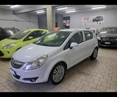 Opel Corsa 1.2 80CV 5 porte GPL 2010 unico prop - 10