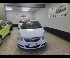 Opel Corsa 1.2 80CV 5 porte GPL 2010 unico prop - 11