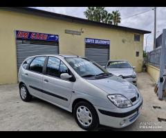 RENAULT SCENIC 1.9 DCI 127000KM 2 SERIE