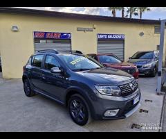 DACIA SANDERO STEPWAY 1.5 dCi AUTOMATICA ANNO 2017