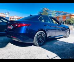 Alfa Romeo Giulia 2.2 160 CV AT8 Super pelle-telec - 9