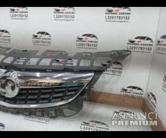 GRIGLIA CON MODANATURA+EMBLEMA 2010 OPEL ASTRA 133