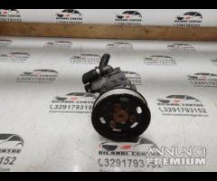 POMPA SERVOSTERZO AUDI A6 C6 Avant (4F5) 4F0145156 - 2