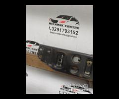 STAFFA SUPPORTO RADIATORE ANTERIORE RANGE ROVER EV - 9