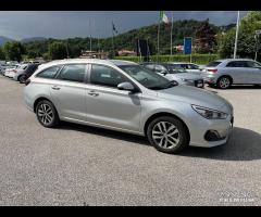 HYUNDAI I 30 SW 1600 CRDI 115 CV 6M BUSINESS