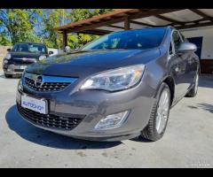 Opel Astra 1.7 CDTI 125CV Sports Tourer Cosmo SW