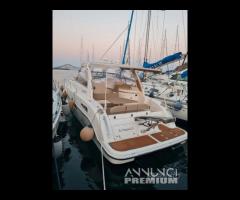 MANO' Marine 32 Sport - 13