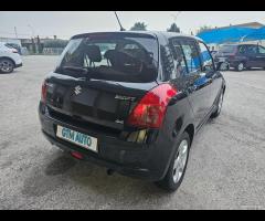 Suzuki Swift 1.3 Benzina -4x4 - 5p.