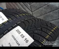 2 GOMME 205 55 16 GOODYEAR A1000