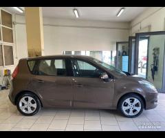 Renault Scenic X-Mod 1.5 dCi 110 cv Ful Navi EURO5