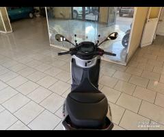 Piaggio Beverly 300 Sport hpe - 6