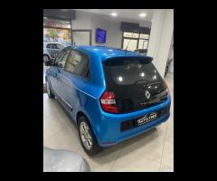 RENAULT TWINGO 2015 - 7