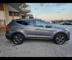 Hyundai Santa Fe 2.2 CRDi 4WD A/T Style - 9