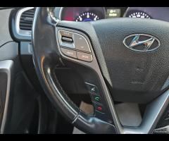 Hyundai Santa Fe 2.2 CRDi 4WD A/T Style - 24