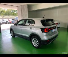 Volkswagen T-Cross 1.0 TSI Urban BMT - 8