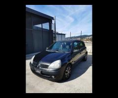 Renault Clio 1.2 5 porte - Garanzia 12 mesi