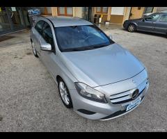 Mercedes-benz A 180 - 2013 - Manuale - 11