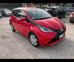 Toyota Aygo 1.0 VVT-i 69 CV 5 porte x-cool