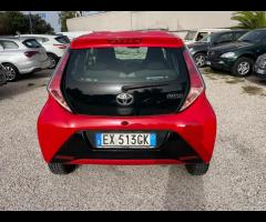 Toyota Aygo 1.0 VVT-i 69 CV 5 porte x-cool