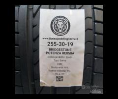 2 GOMME 255 30 19 BRIDGESTONE A22684 - 2