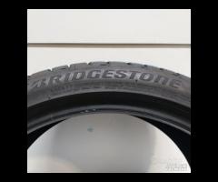 2 GOMME 255 35 19 BRIDGESTONE A22682