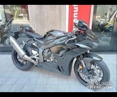 Honda CBR 1000 RR-R 2020 - 10