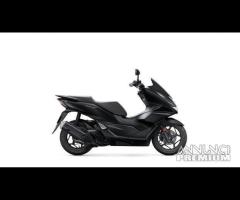 Honda PCX 125 2023 prima rata dopo l'estate - 4