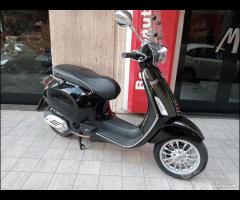 Piaggio Vespa 125 Sprint - 2014 7900 km - 2