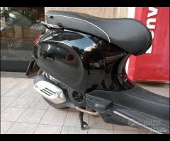 Piaggio Vespa 125 Sprint - 2014 7900 km - 5