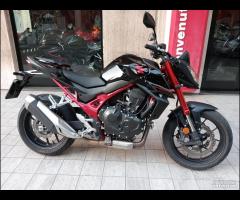 Honda Hornet 750 - 2023 4000 km